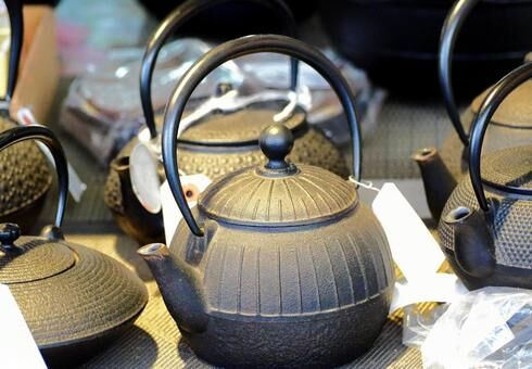 【骨董品の高価買取なら買取つむぎ大井町店｜品川区から全国どこでも出張対応】