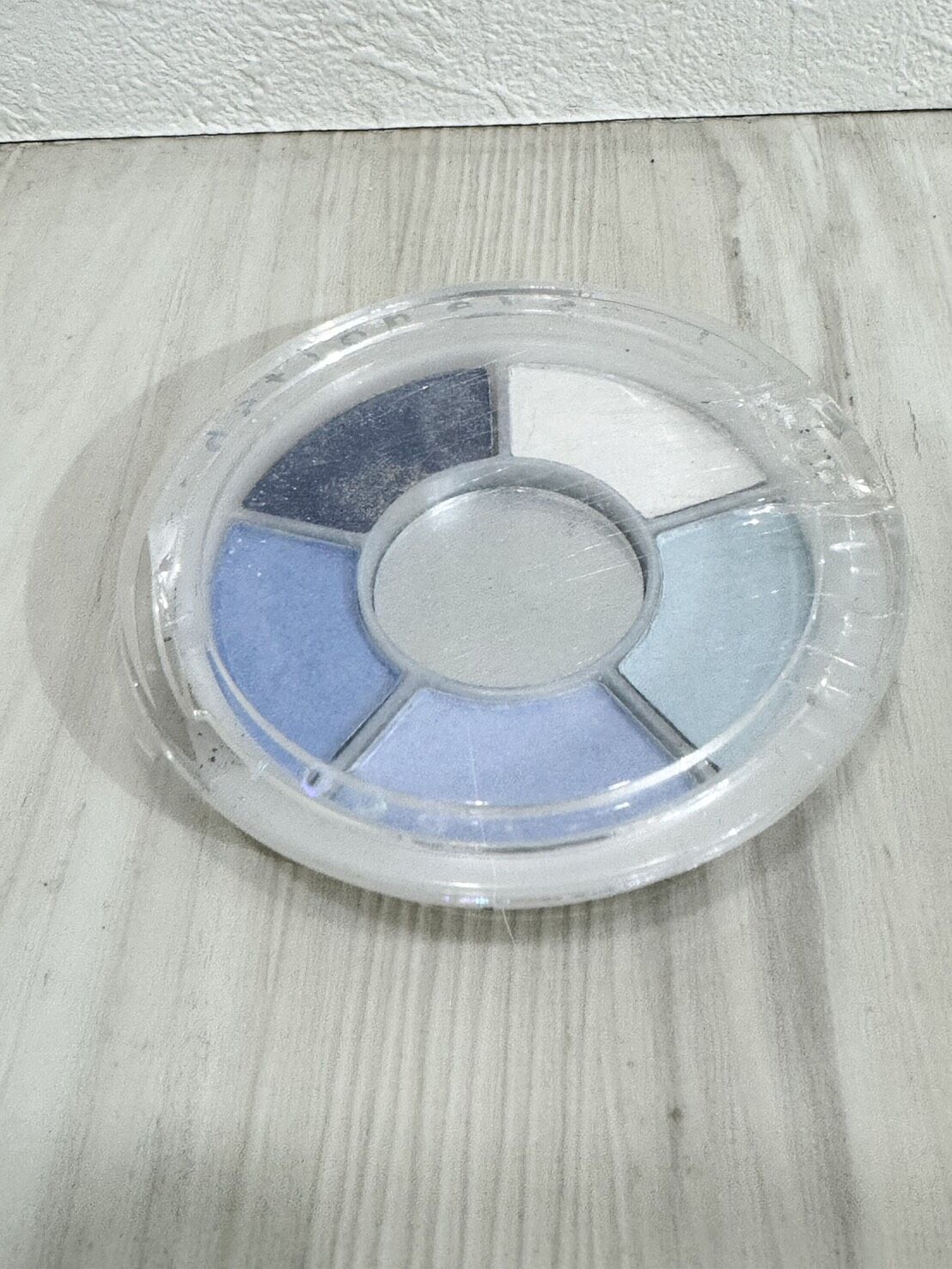 「化粧品、コスメ」使用途中でも買取可能！？化粧品、コスメの買取なら買取つむぎ大井町店へお任せください！