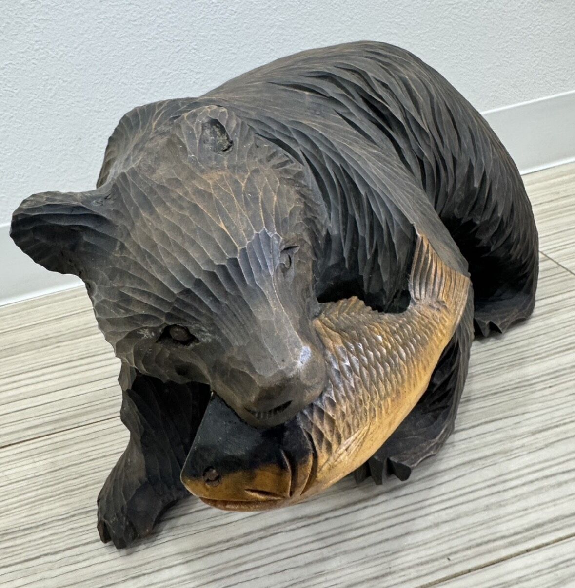 【買取つむぎ大井町店｜品川区 大井町・青物横丁・西大井エリア】 熊の木彫り相場高騰中！！お売りするなら買取つむぎ大井町店へお任せください！