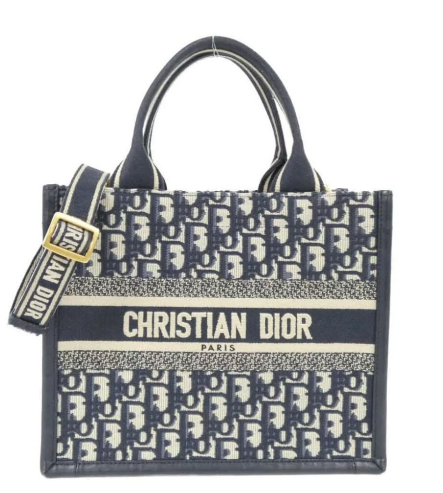 買取つむぎ行徳店では、Diorのお品物を幅広く高価買取してお