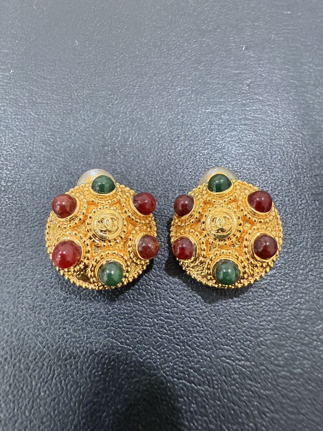 【メッキアクセサリー】も買取しております！メッキアクセサリーの買取なら買取つむぎ大井町店へお任せください。